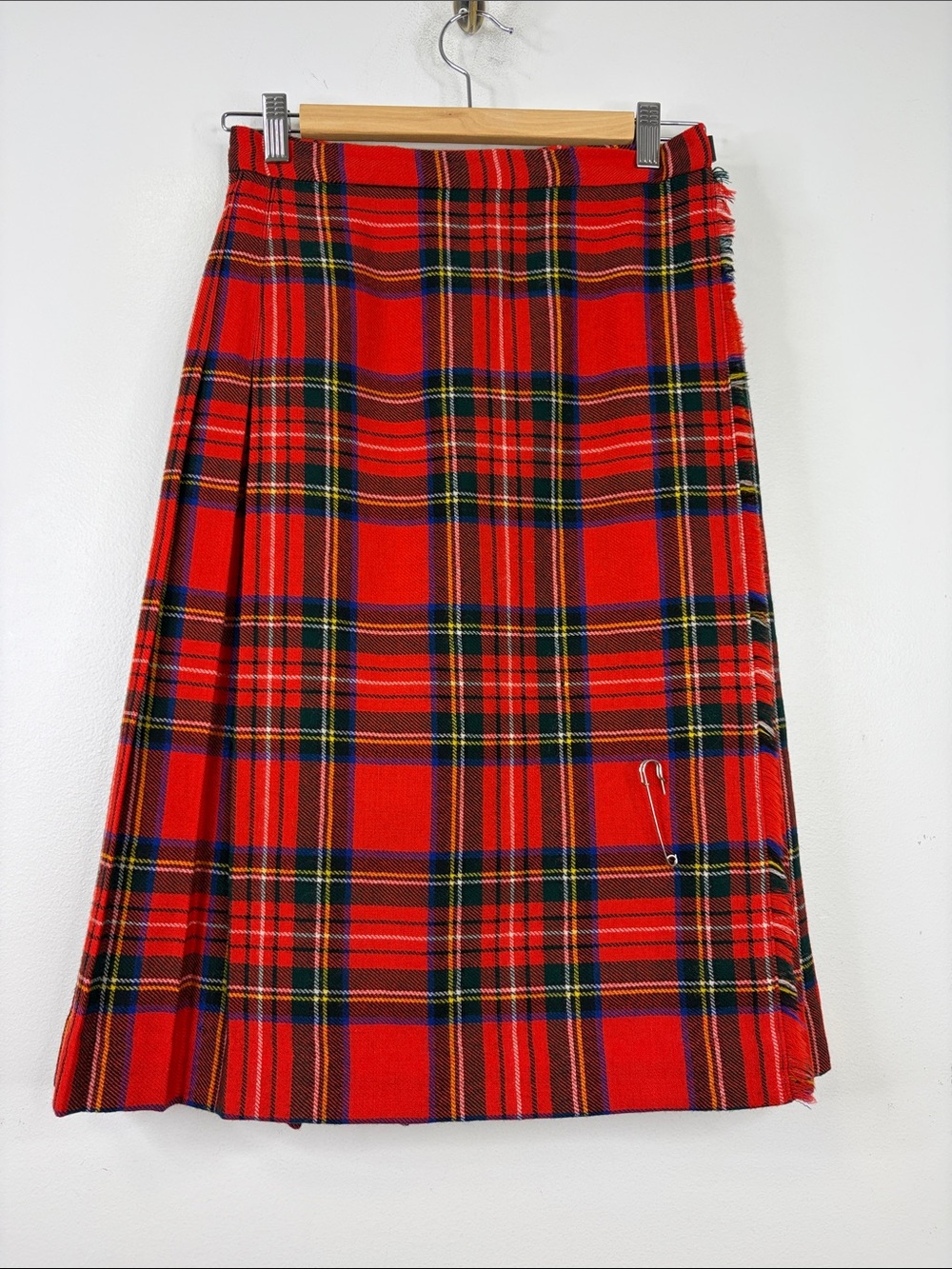 Vintage Kilt Womens Small Red Tartan Plaid Wool Pleated Skirt Royal Stewart